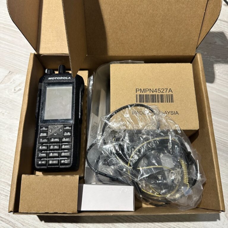 Цифровая портативная радиостанция/рация Motorola R7, UHF, 4W, FKP (AZH06RDN9RA2AN)